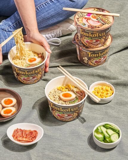 Nongshim Tonkotsu Kuromayu Bowl 101 g - ramen coreano