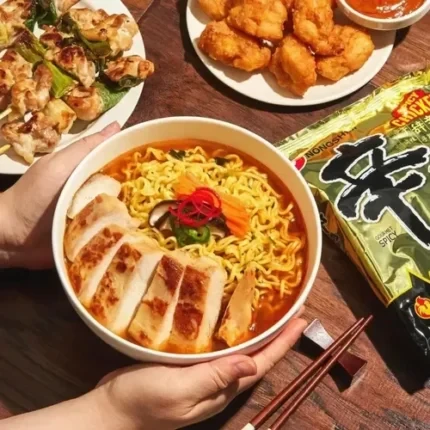 Nongshim Shin Ramyun Spicy Chicken 120g - ramen coreano